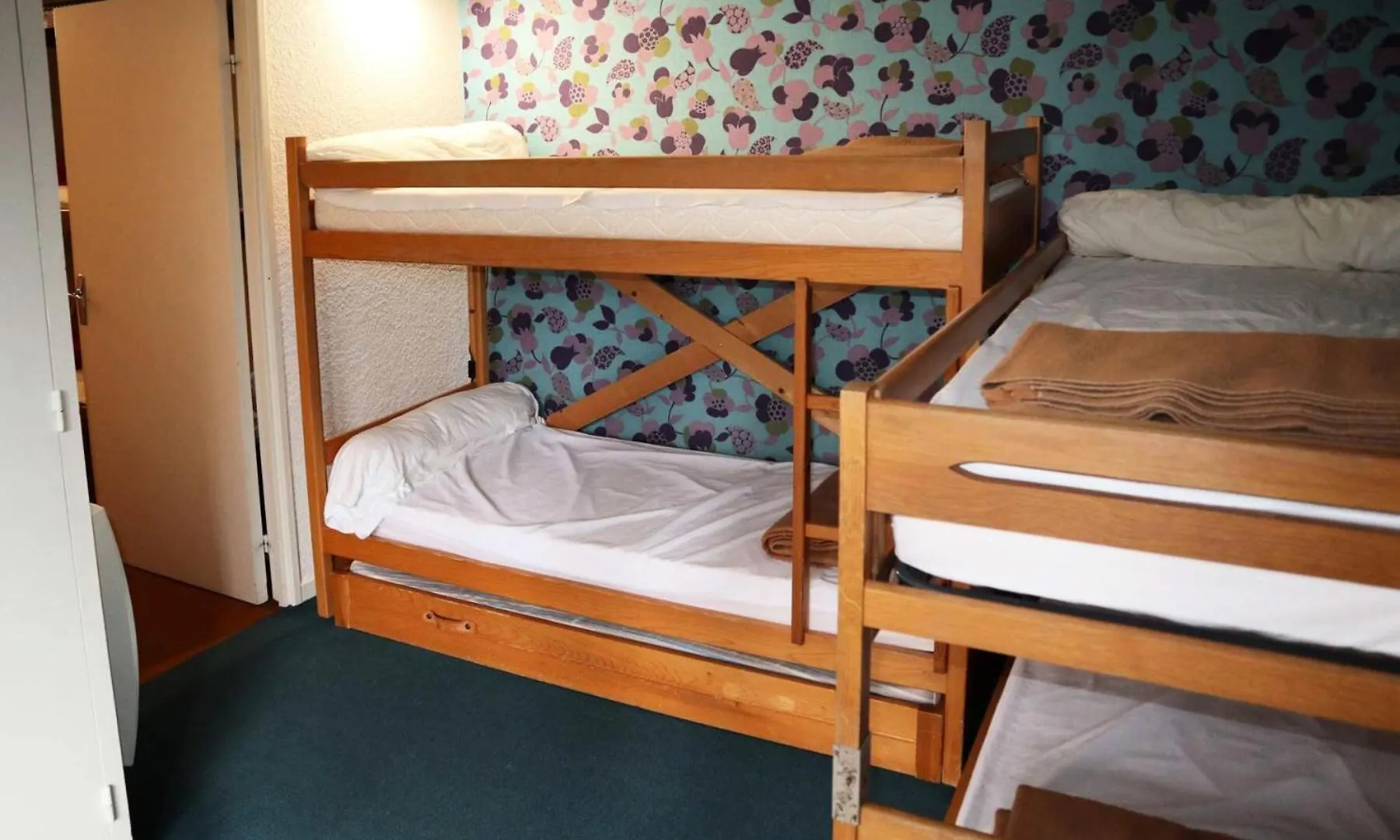 Residence Le Sunny Snow - Coeur De Station - Res. Sunny Snow - Appartement T3 8 Personnes Mae-6561 Les Orres Francia
